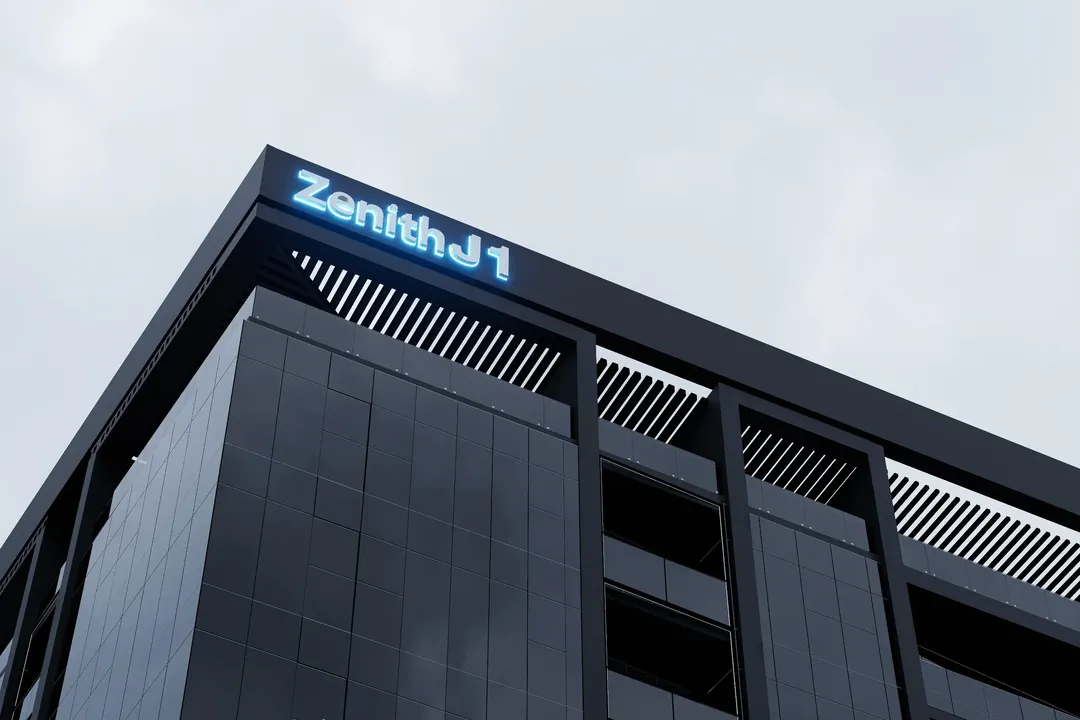 Zenith J1 image 22