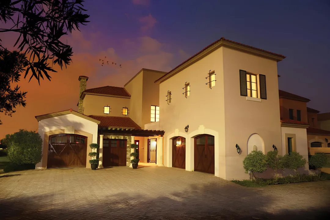 Redwood Avenue — View 8