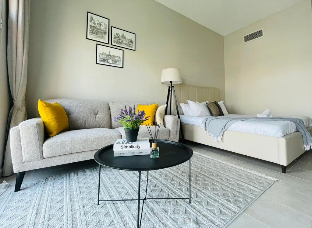 NAKHEEL PROPERTIES "Discovery Gardens Building 101" 4