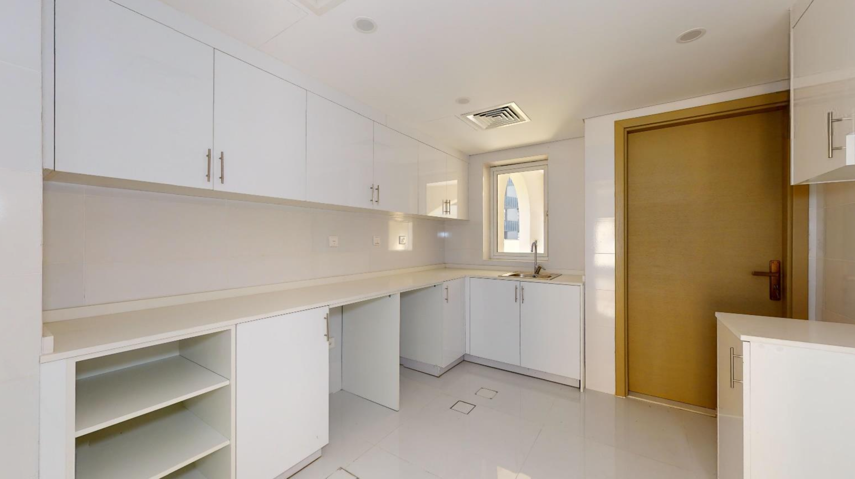 SOL PROPERTIES "Iris Park"