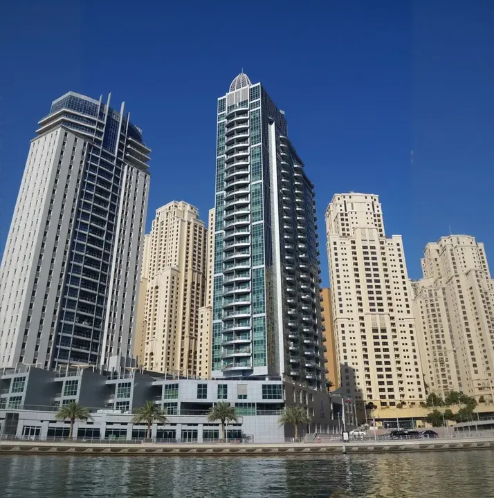 Architecture image 7