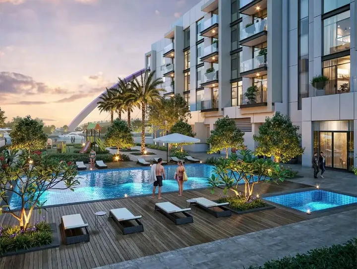 REFINE "Canal Front Residences 3&4"