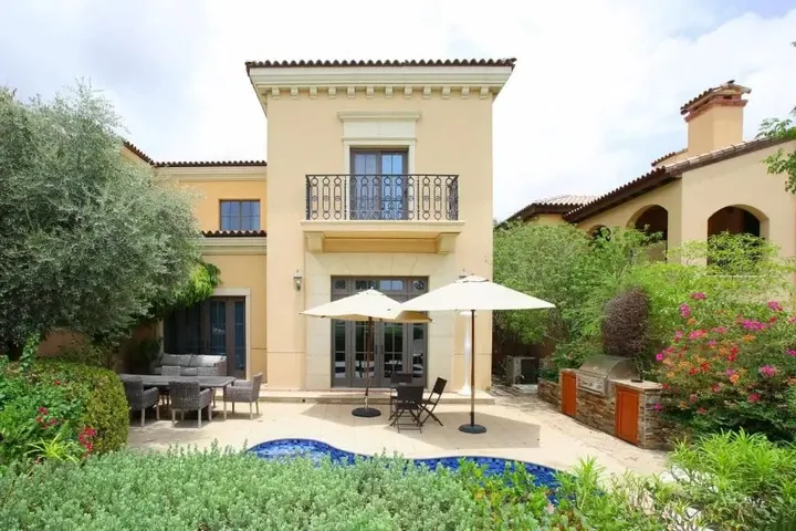 Architecture image 3