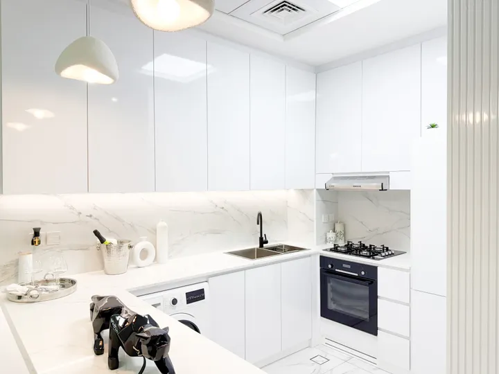 ARIB DEVELOPMENTS "Lumina Vista"