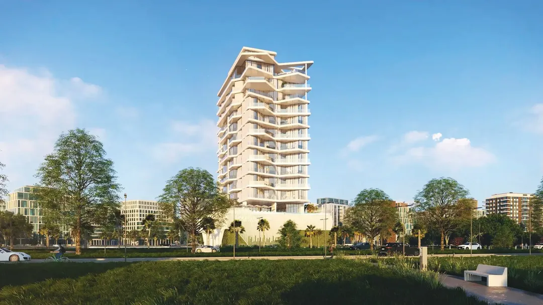Luxury Canal image 8