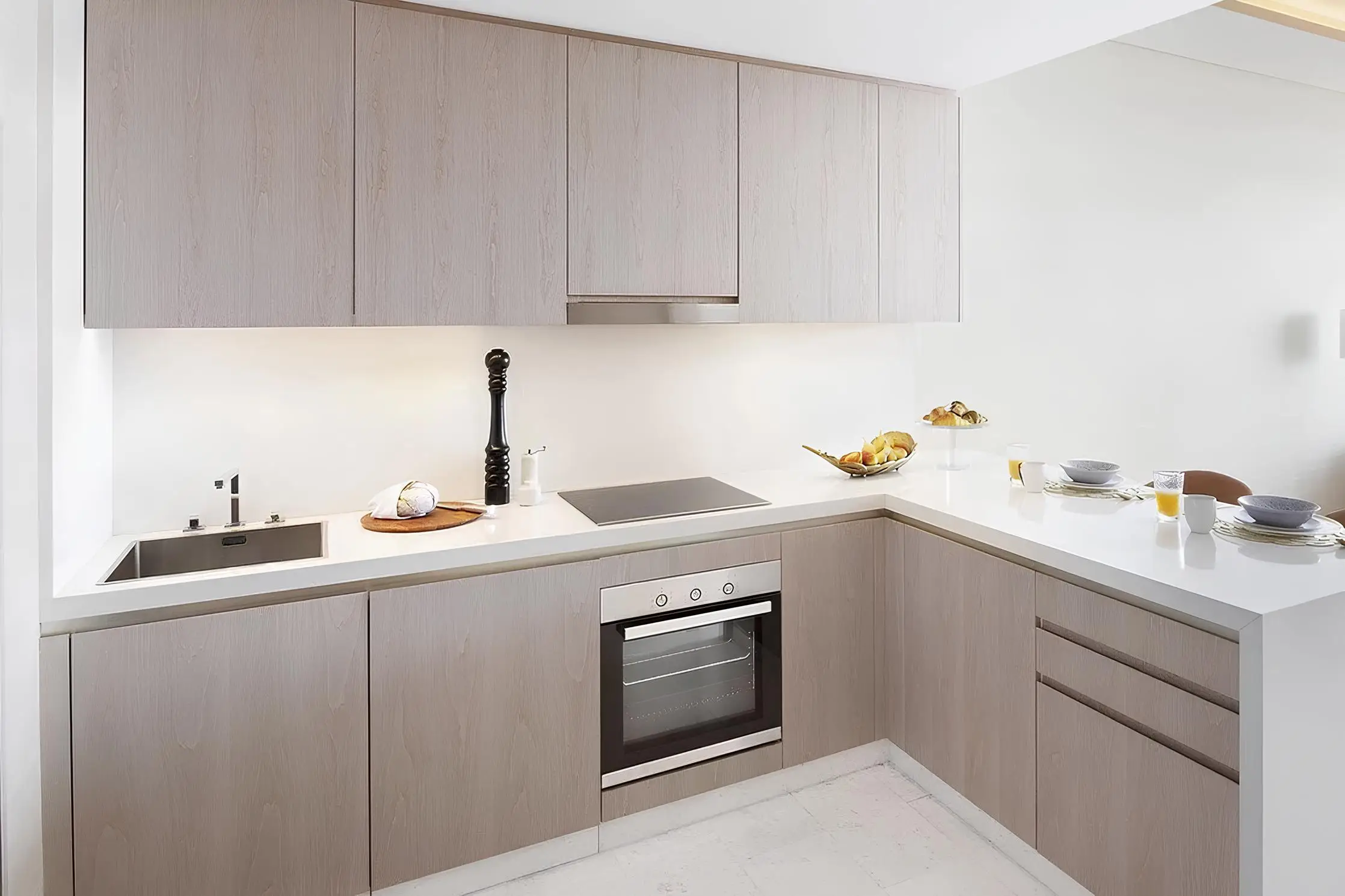 NAKHEEL PROPERTIES "The Palm Tower"