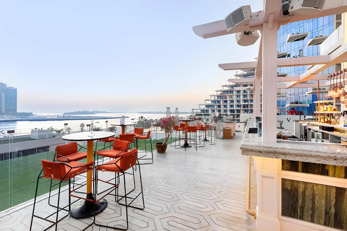 SKAI HOLDINGS "Five Palm Jumeirah" 13