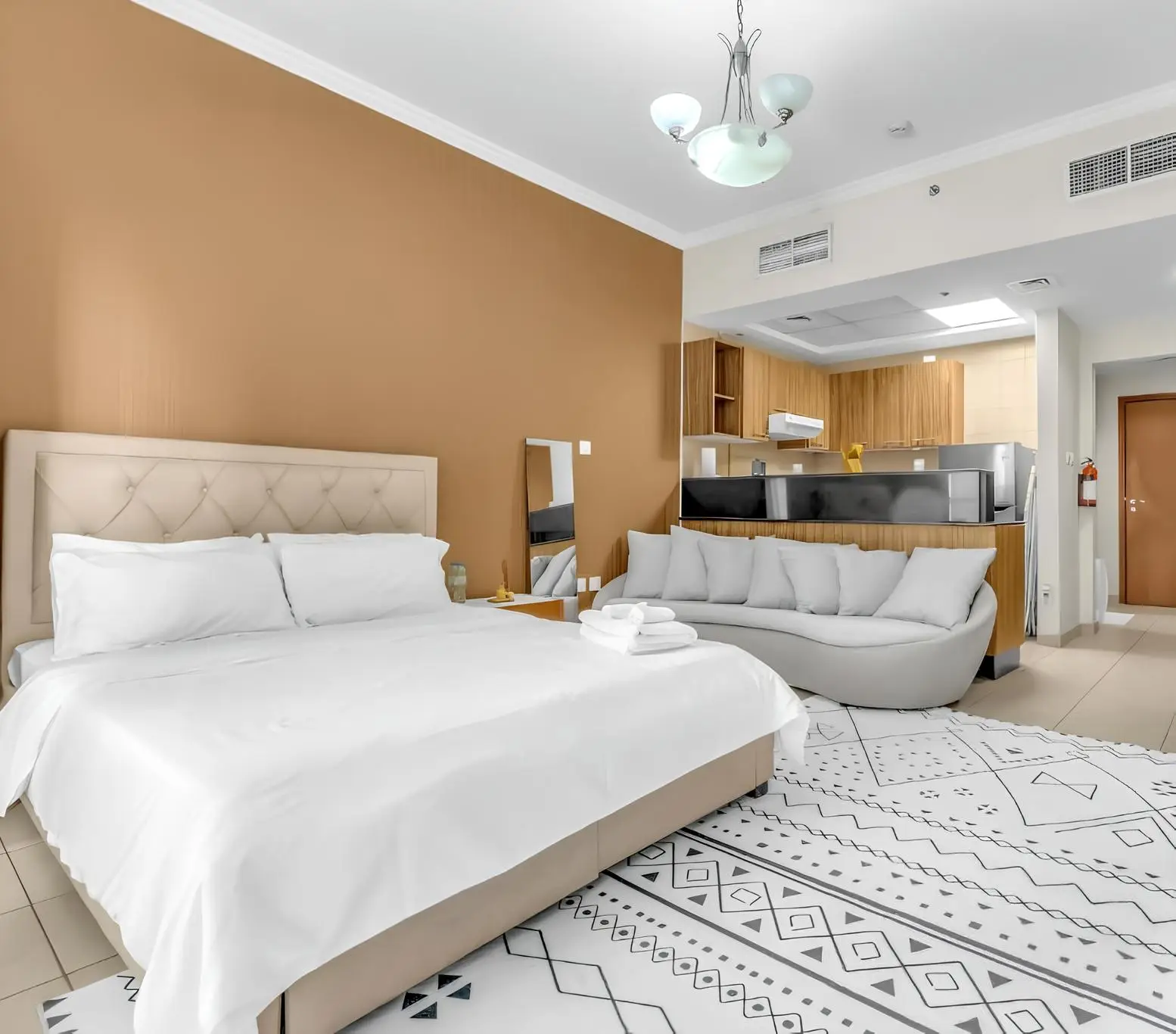 ALTHURAYA REAL ESTATE DAVELOPMENT "Burj Al Nujoom"