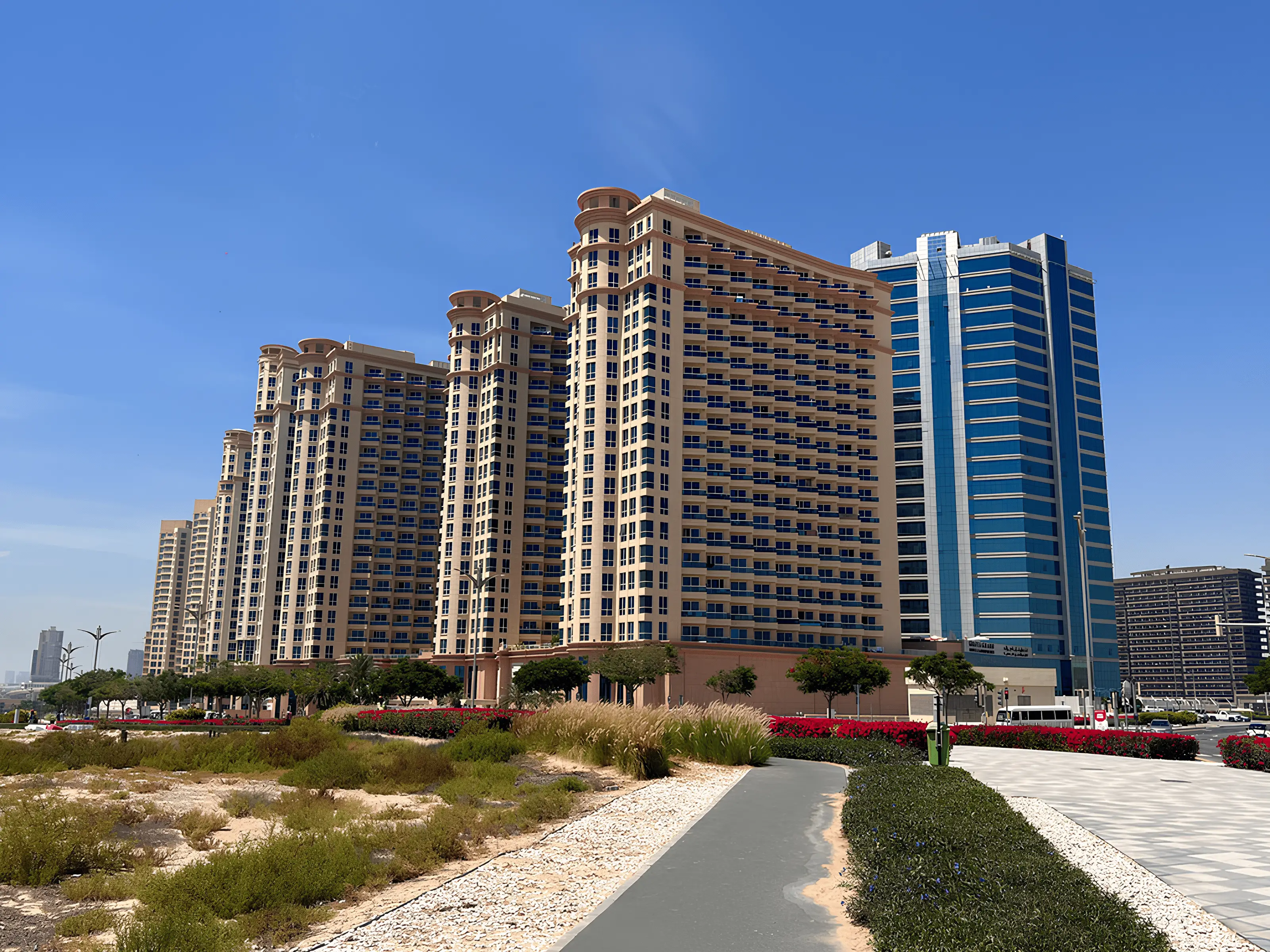 DAMAC "The Crescent" 3