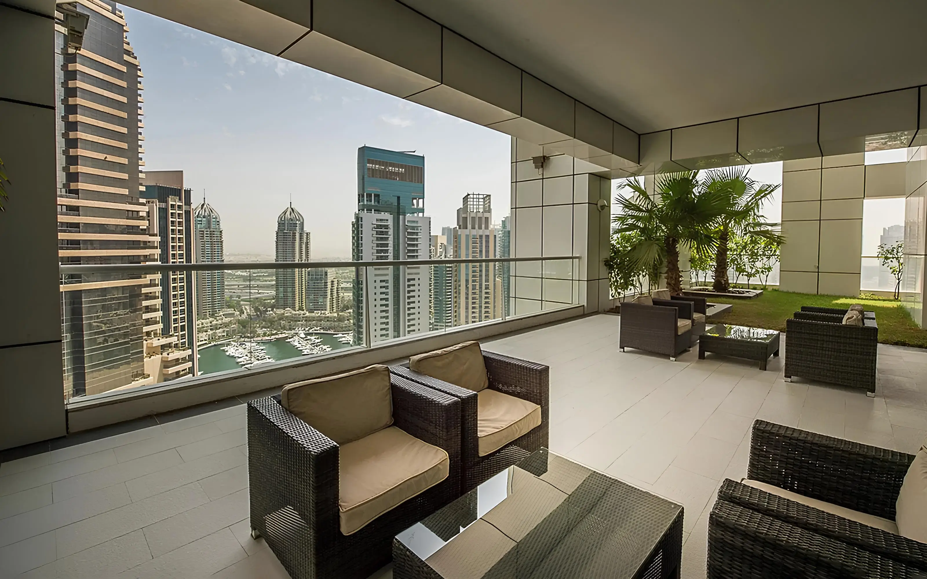 SELECT GROUP "Botanica Tower" 10
