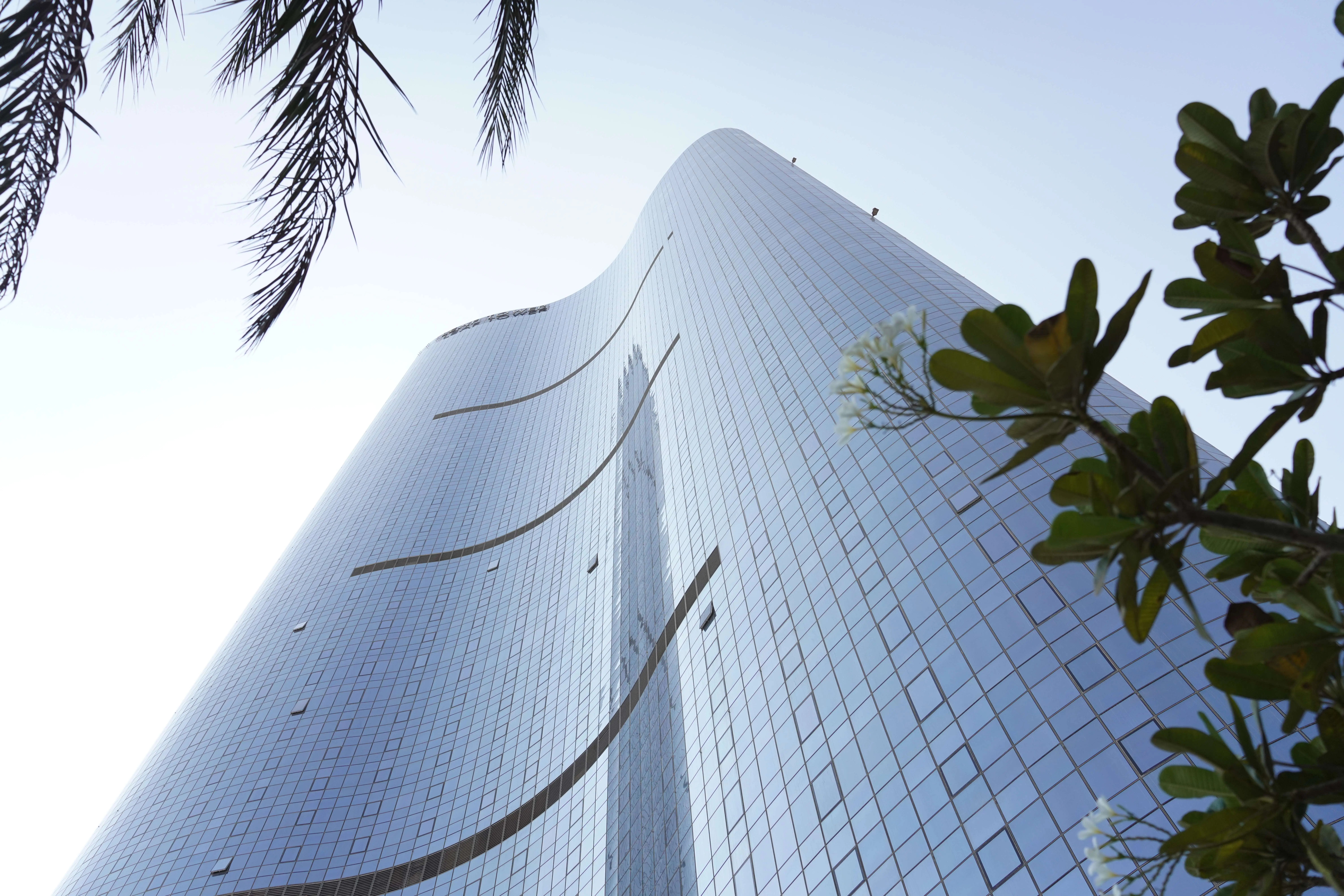 METROPOLITAN "Leaf Tower" 4
