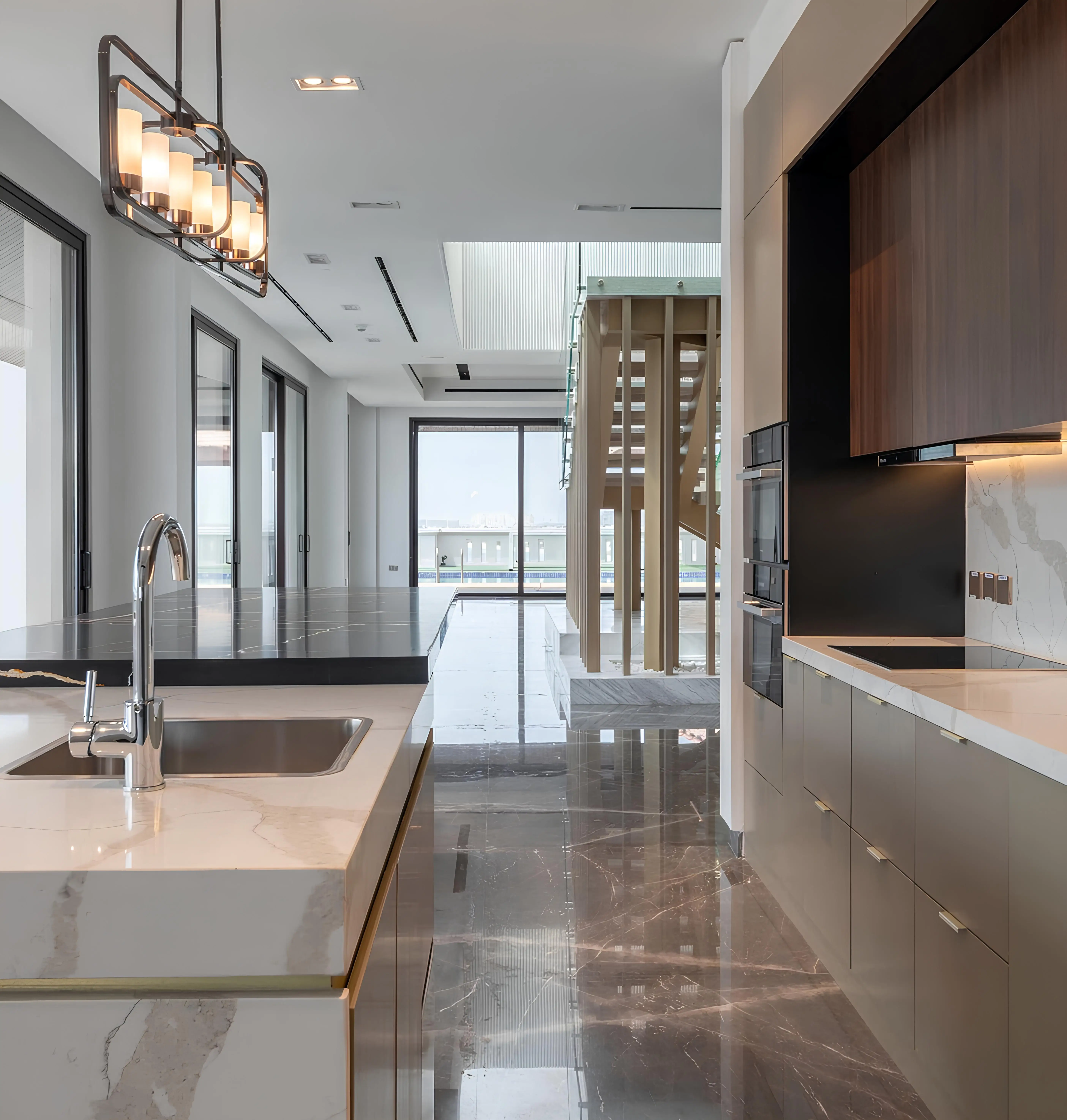 SEVEN TIDES "Anantara Residences"