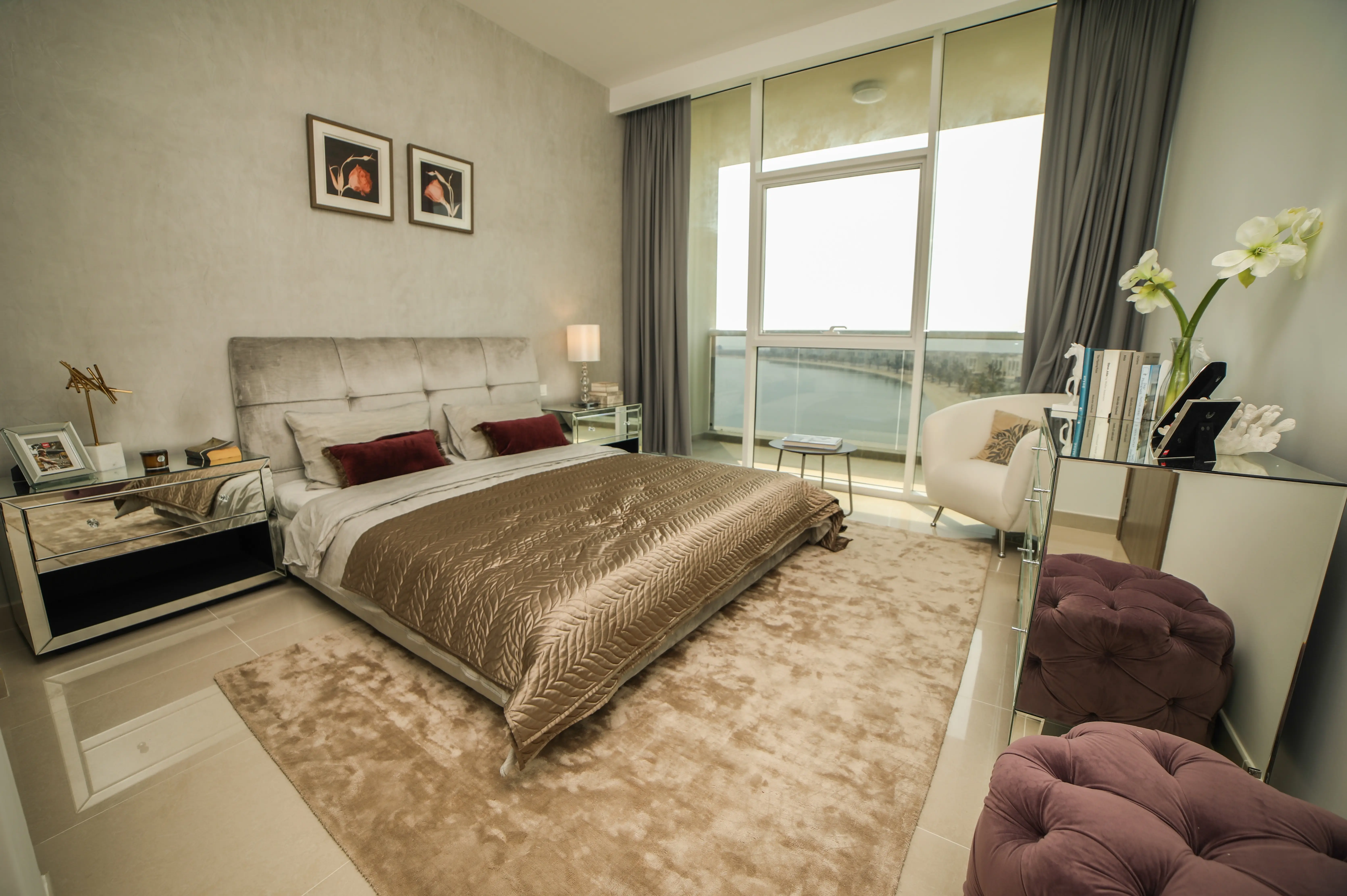 PropertiesGalleryCamera