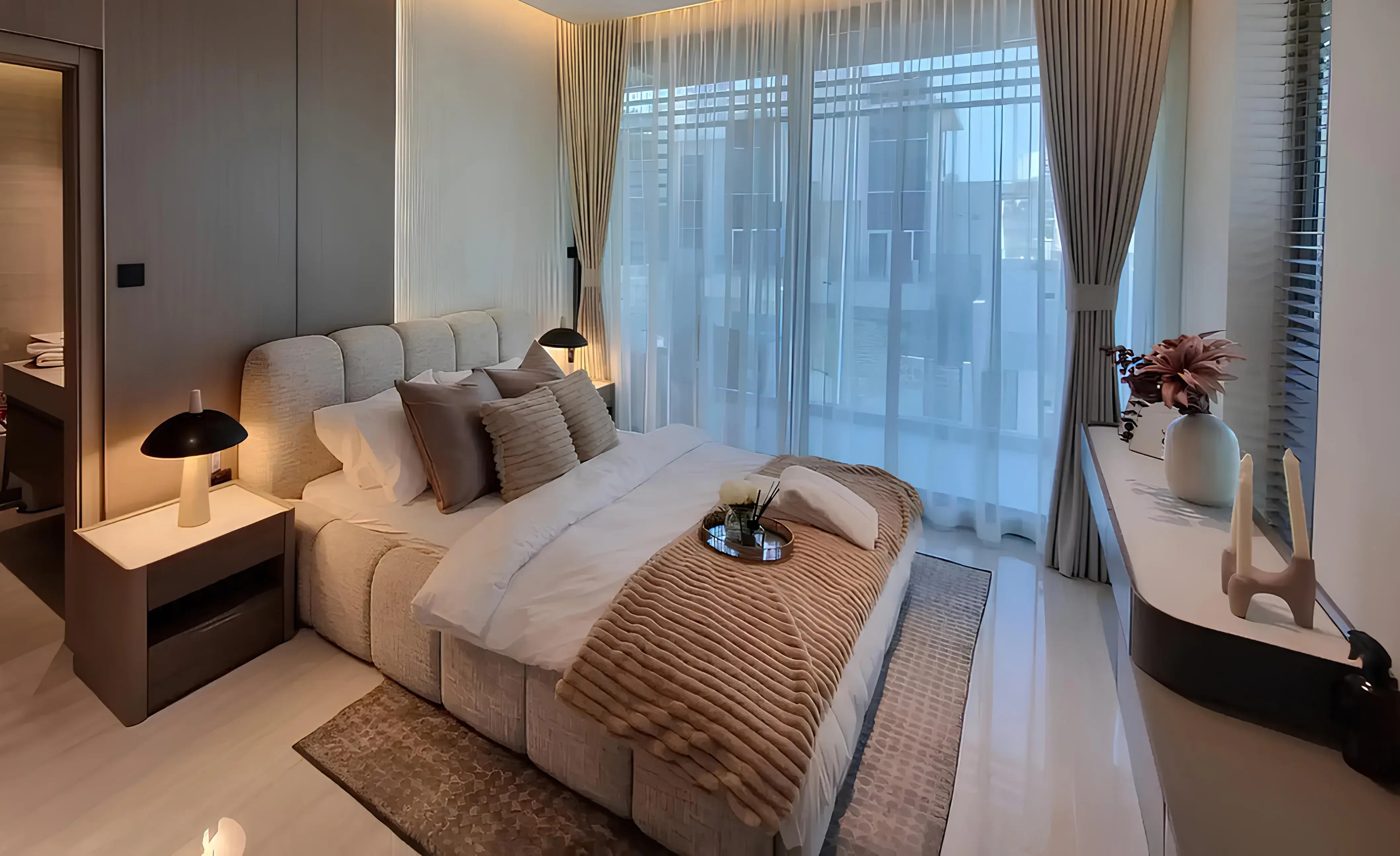 CREDO INVESTMENTS FZE "Veranda Collection 2" 4