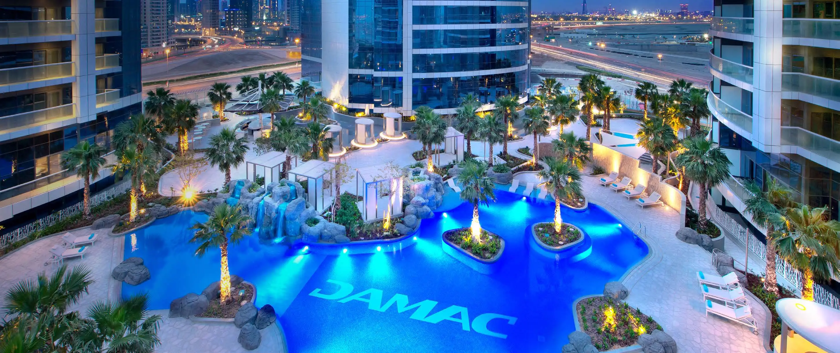 DAMAC "Damac Paramount Towers"