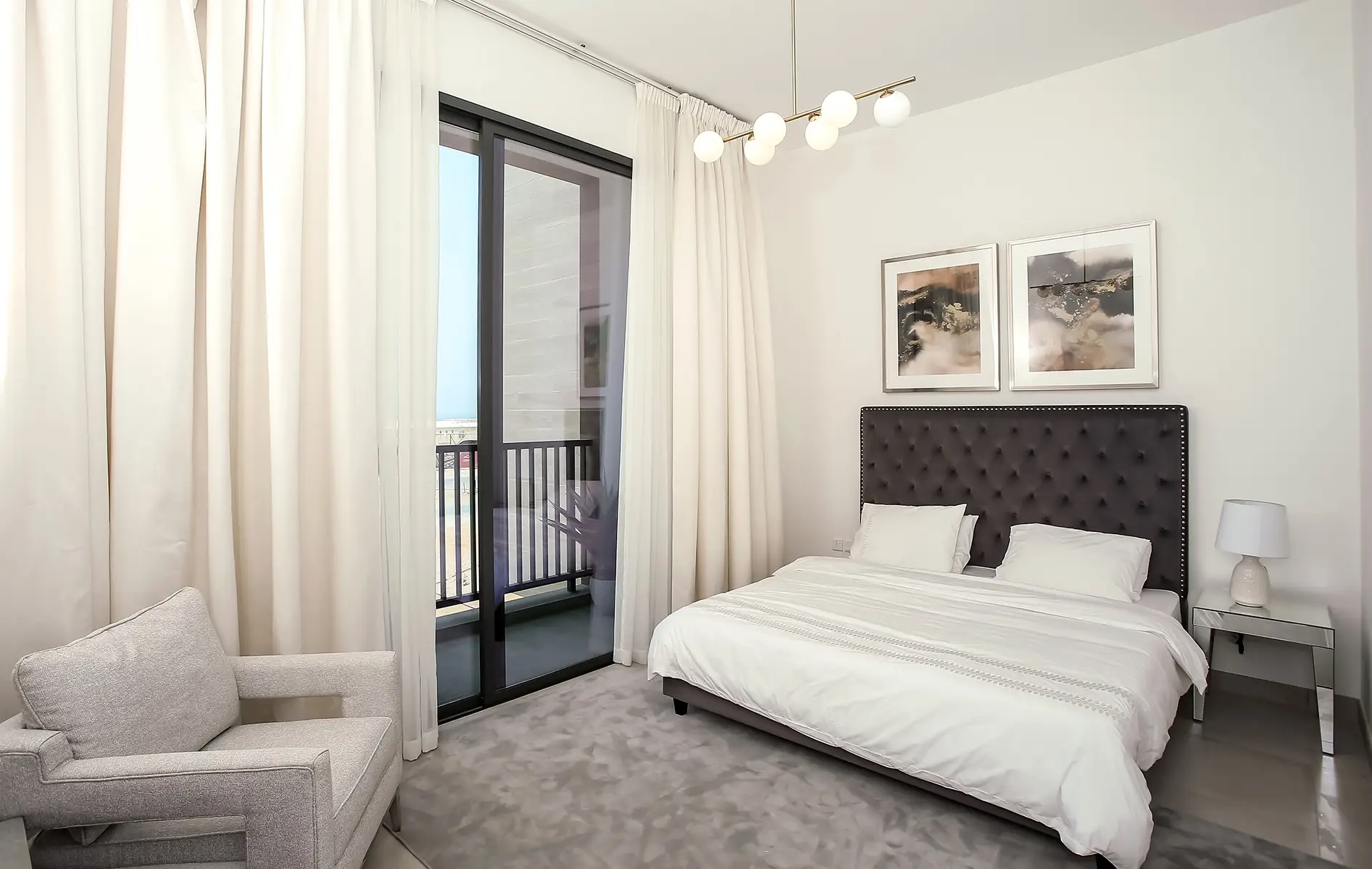 single static gallery