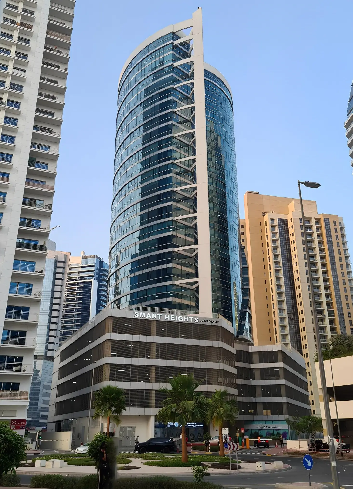 DAMAC "Smart Heights"