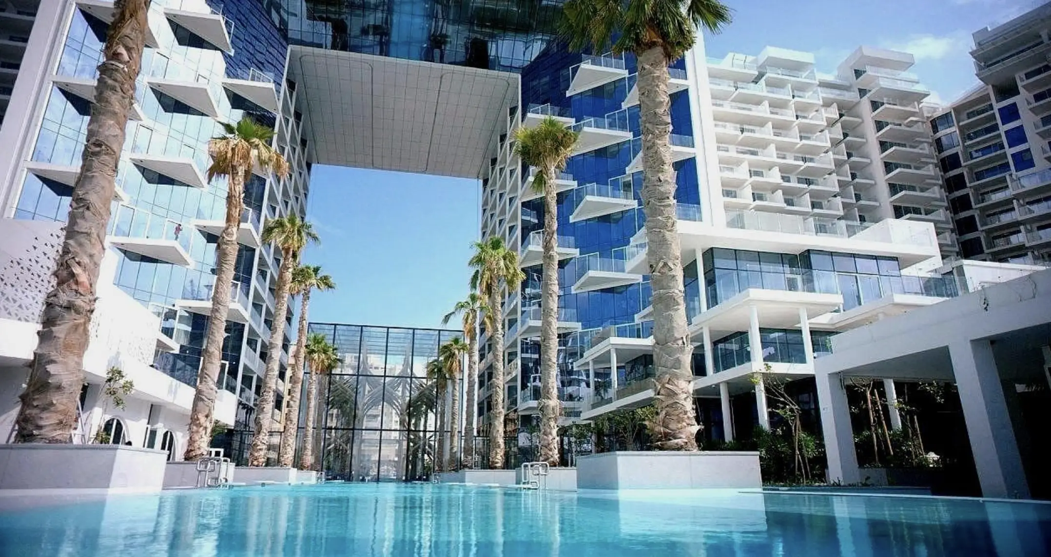 SKAI HOLDINGS "Five Palm Jumeirah" 9