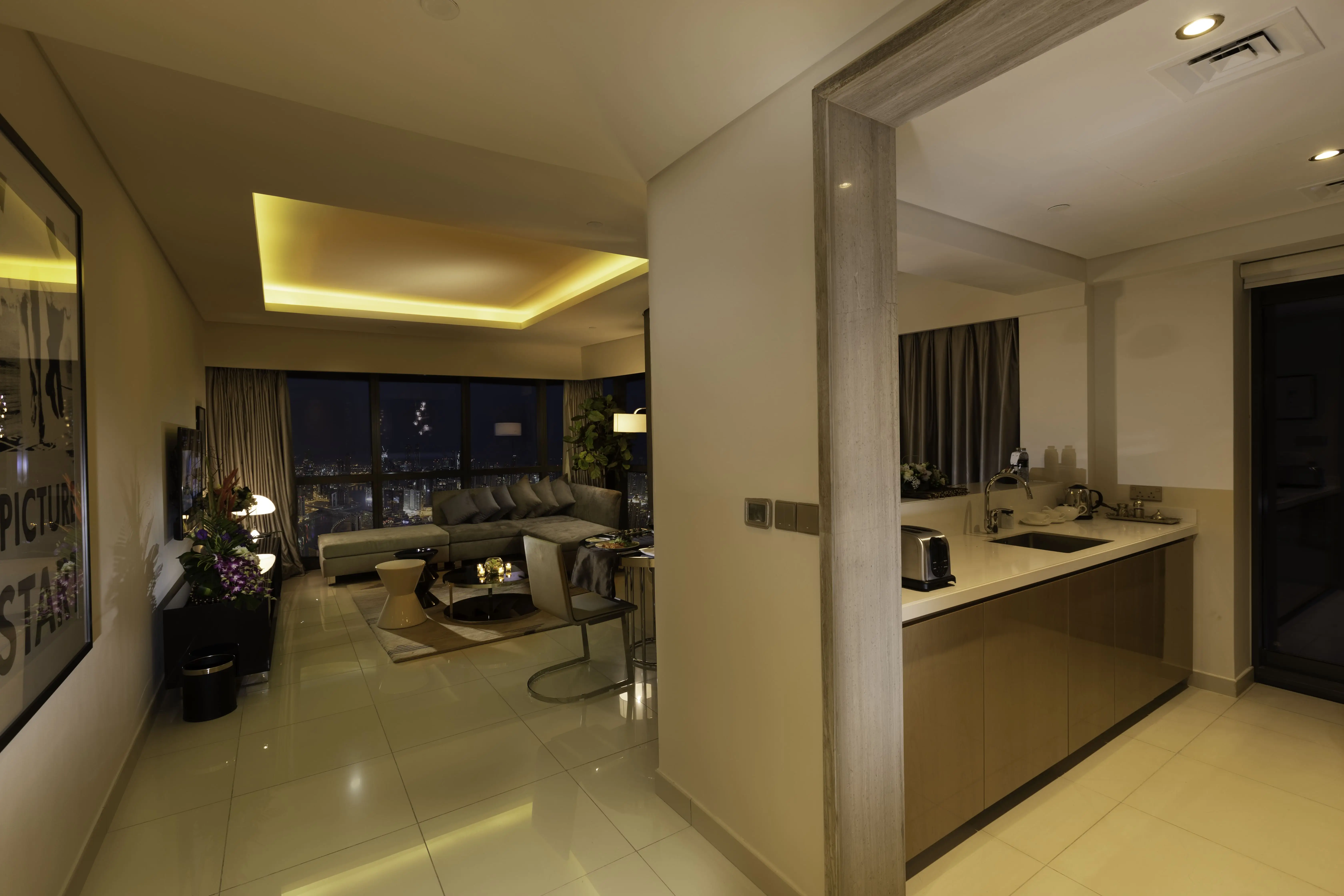 DAMAC "Damac Paramount Towers" 18