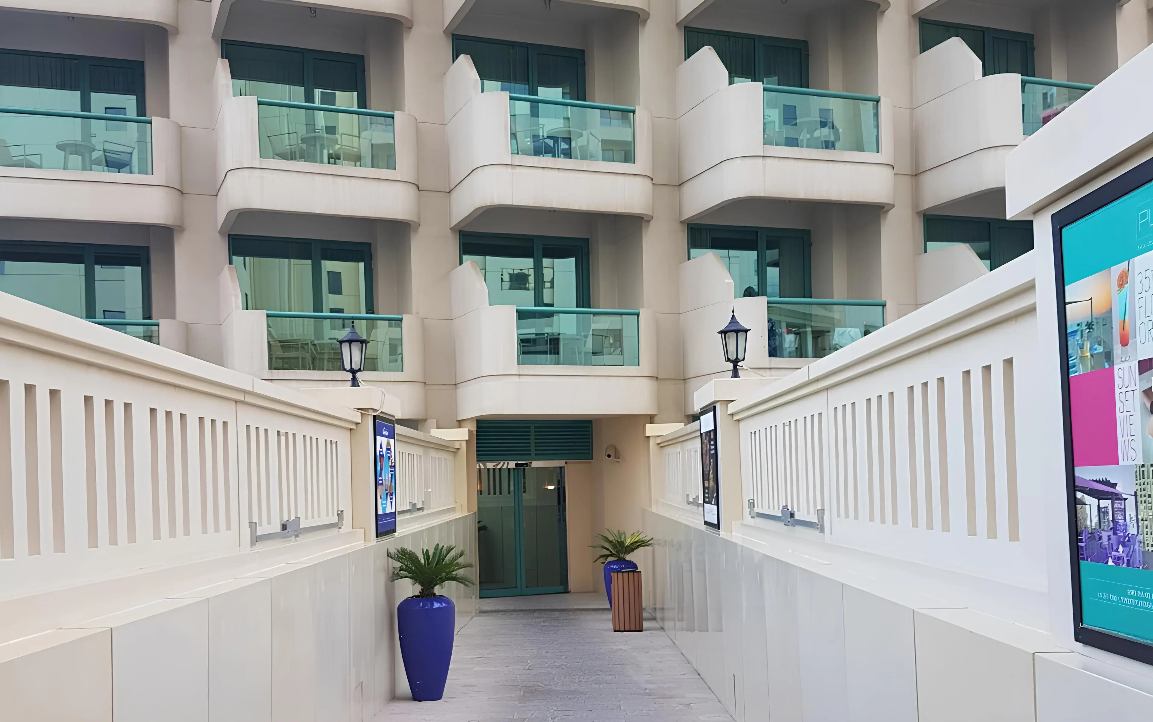 DUBAI PROPERTIES "Bahar" 8