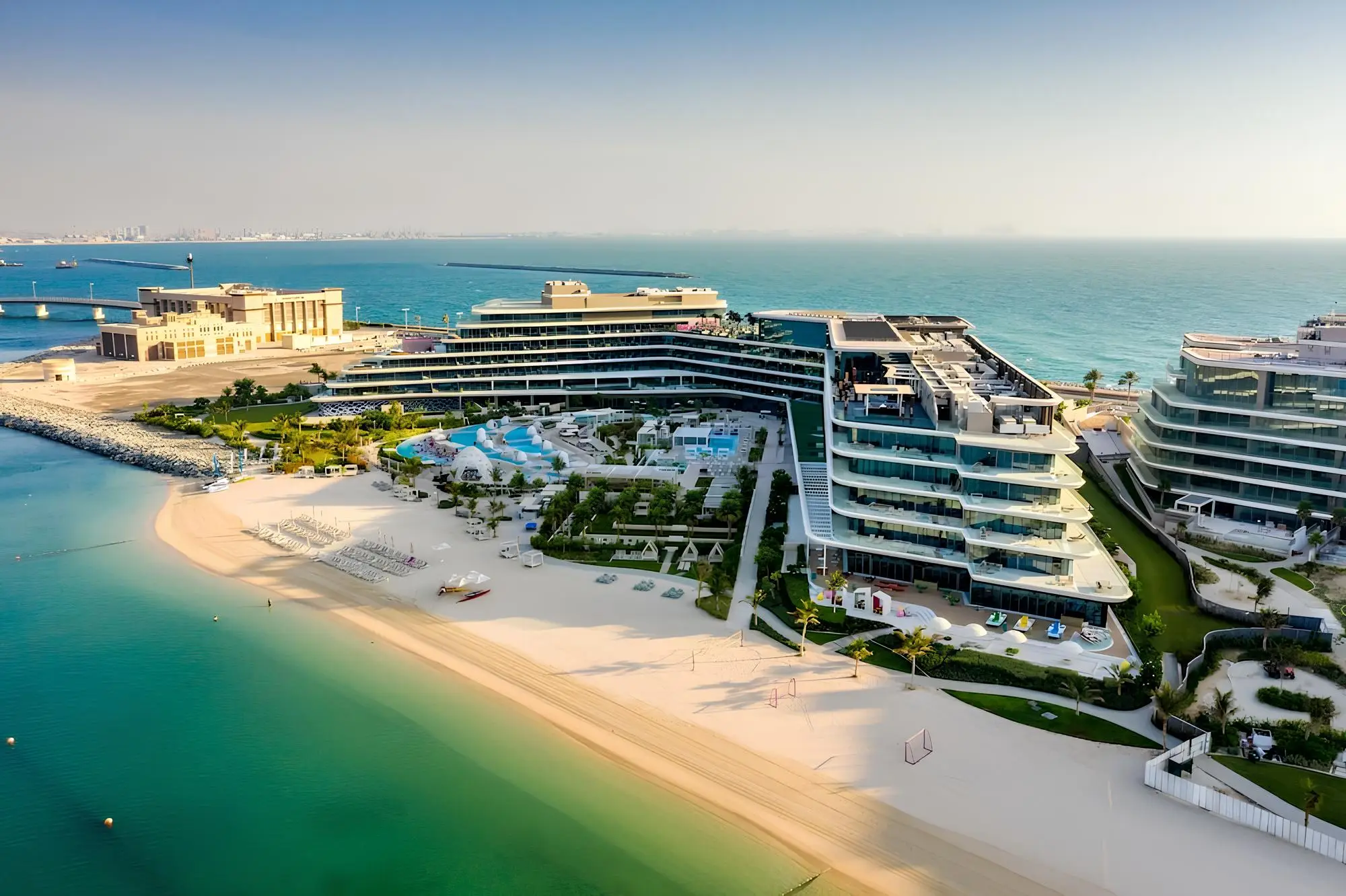 AL SHARQ INVESTMENT "W Residences Dubai" 9