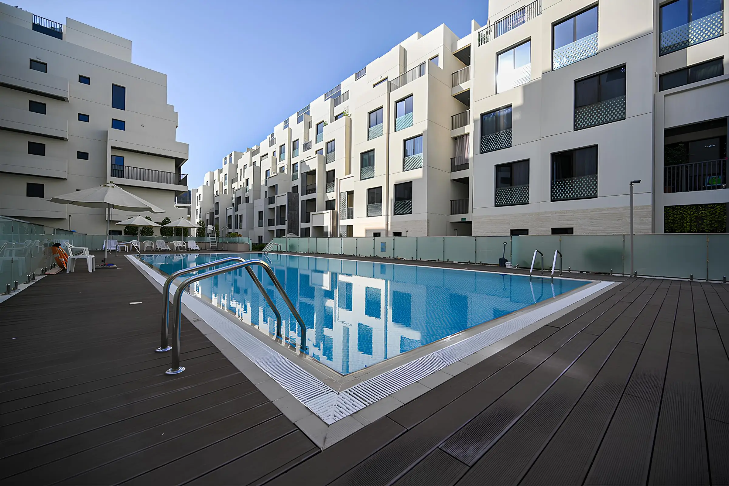 single static gallery