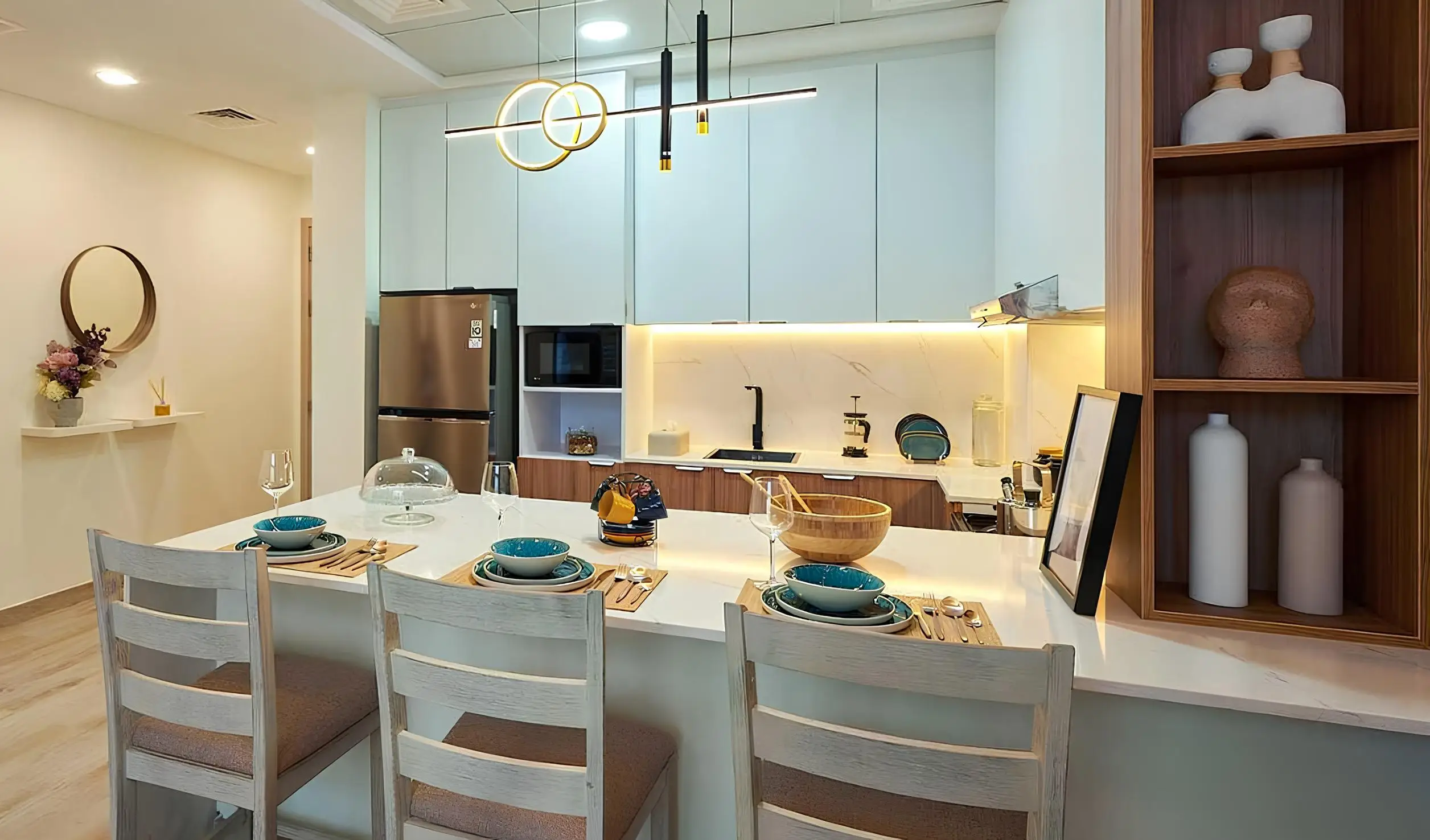 METEORA DEVELOPERS "The East Crest"