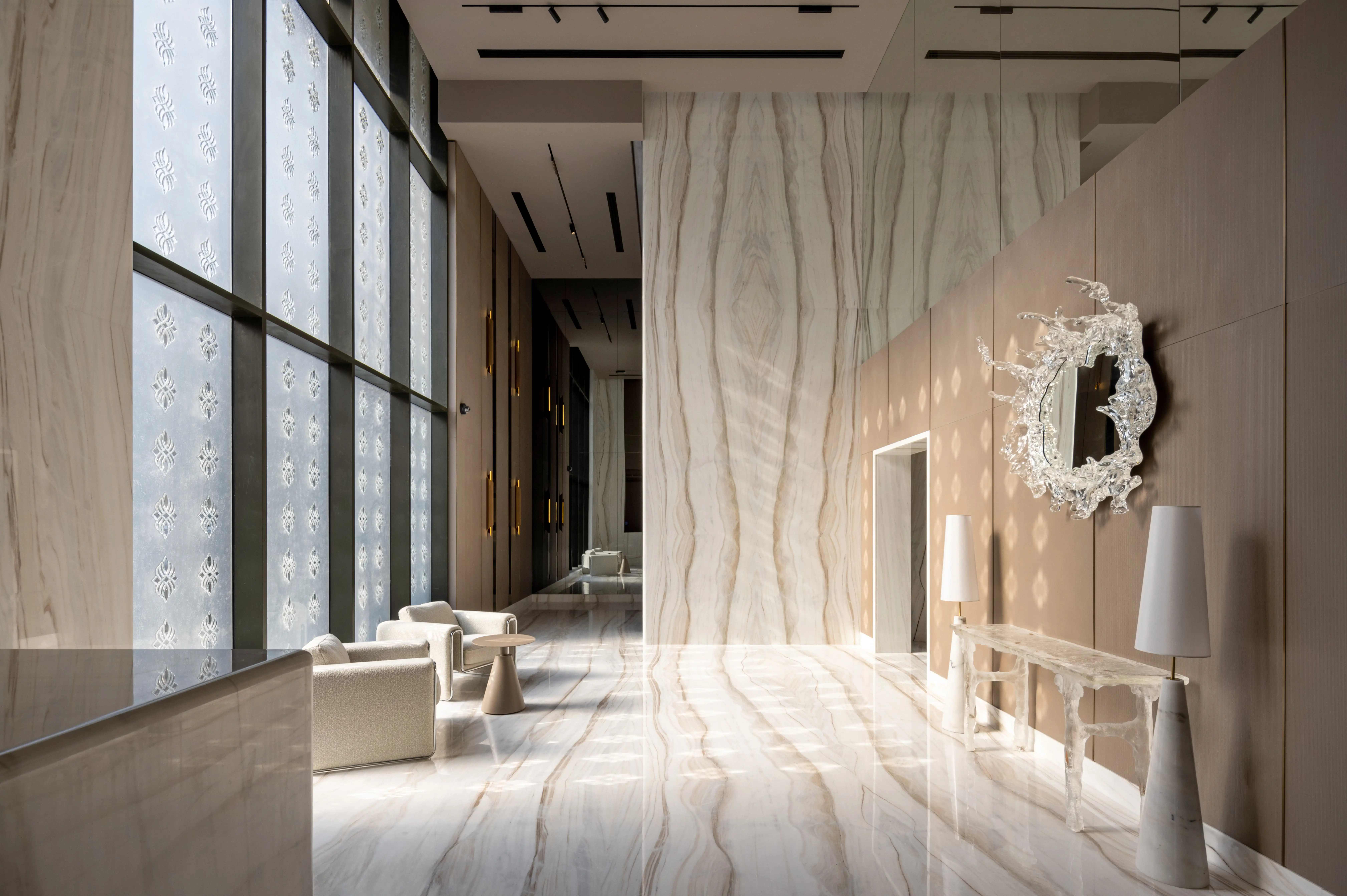 EMINENT "Flamingo LUX" in Meydan (Nad Al Sheba 1)