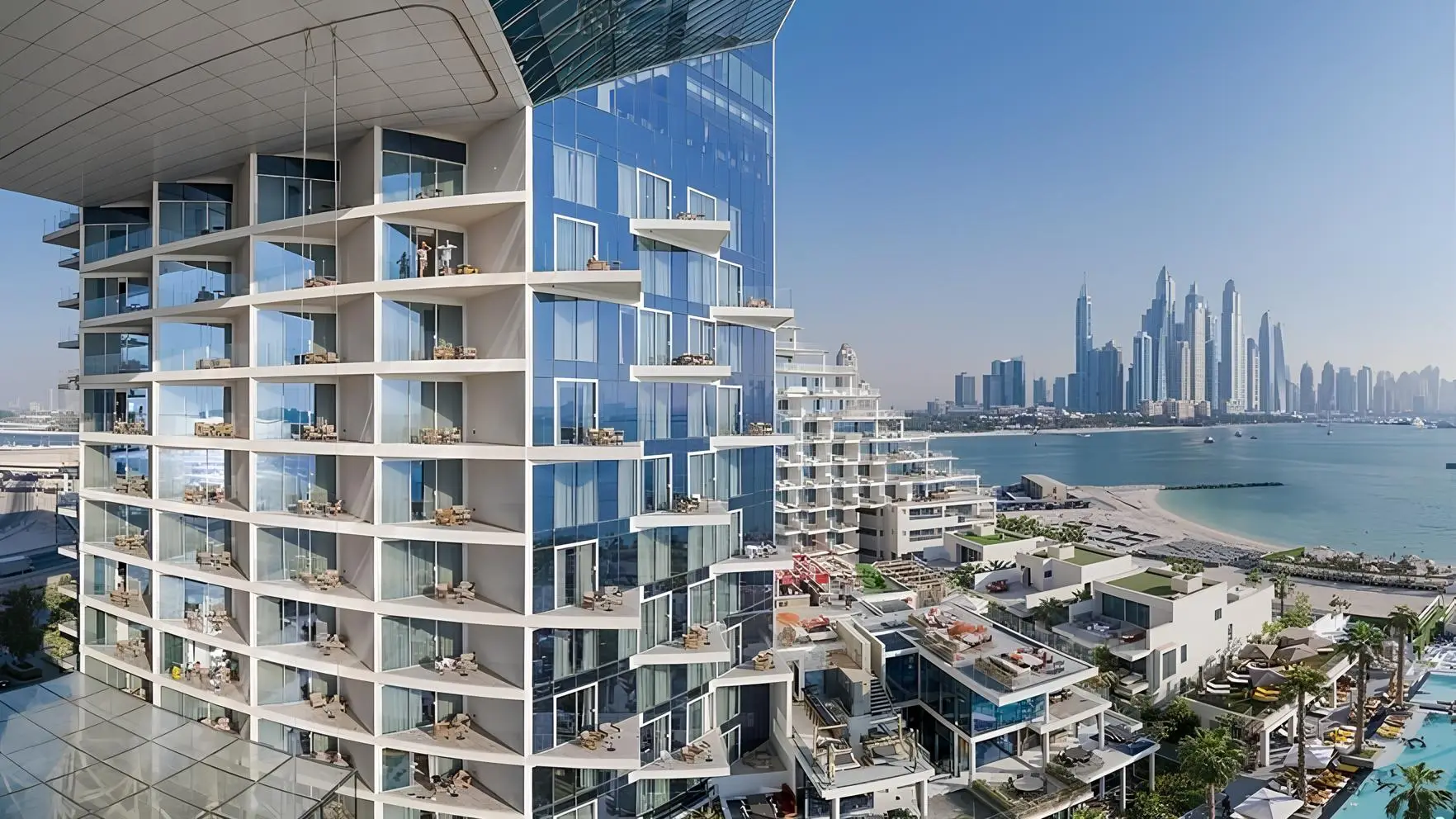 SKAI HOLDINGS "Five Palm Jumeirah" 5