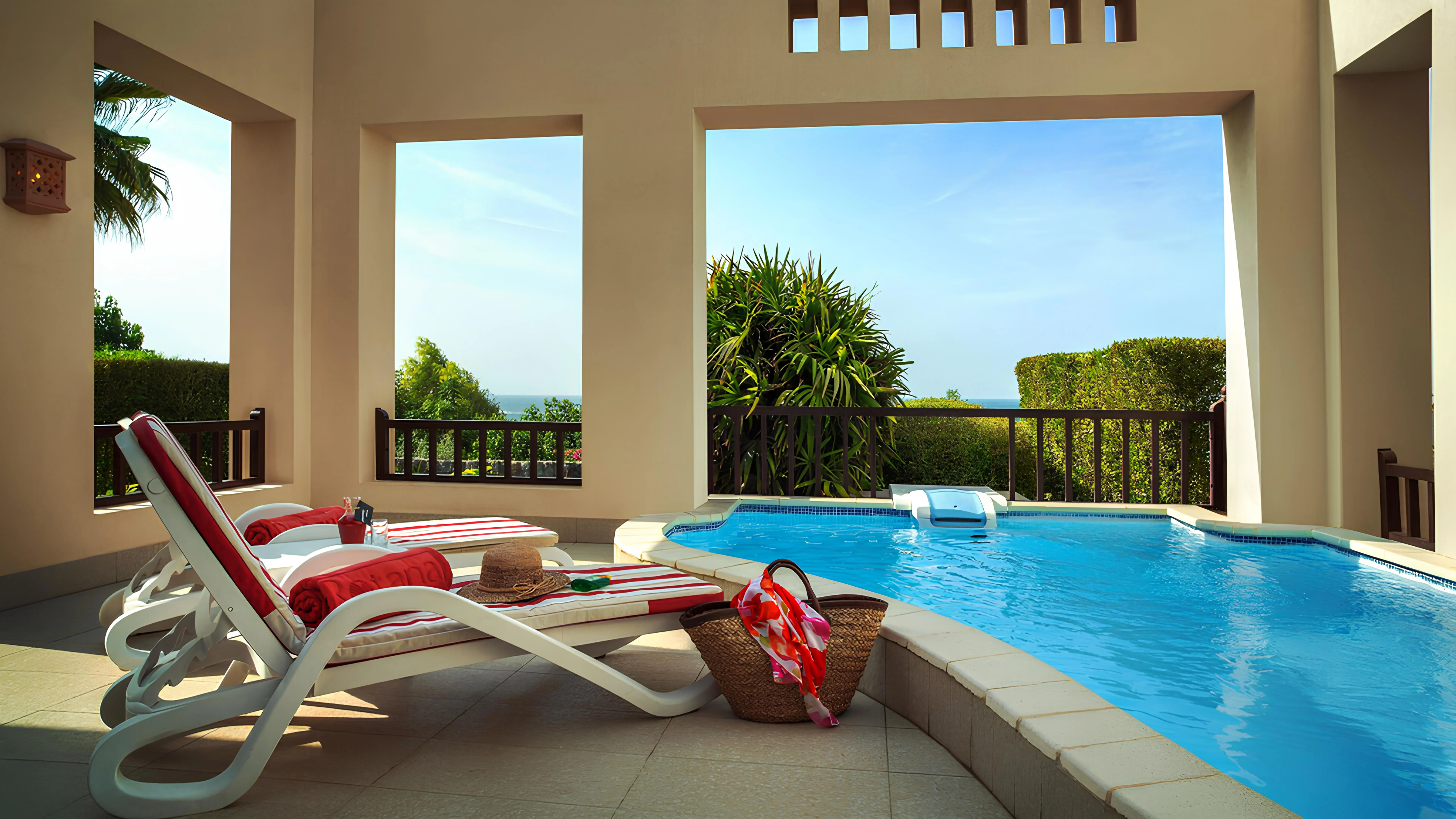 ORASCOM DEVELOPMENT "The Cove Rotana Resort"