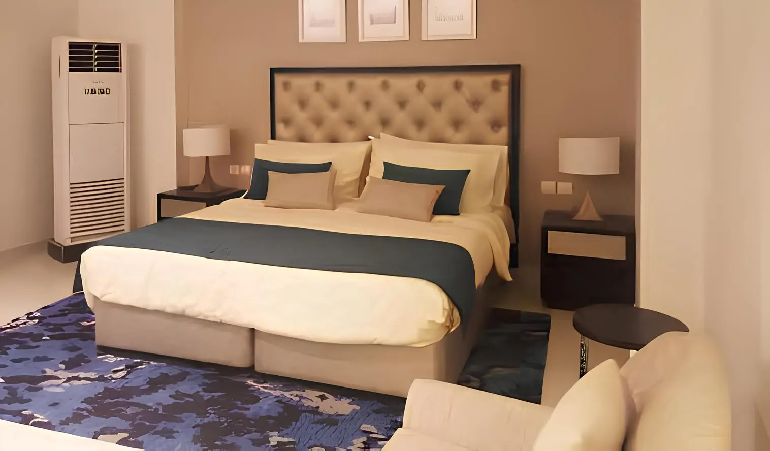 single static gallery