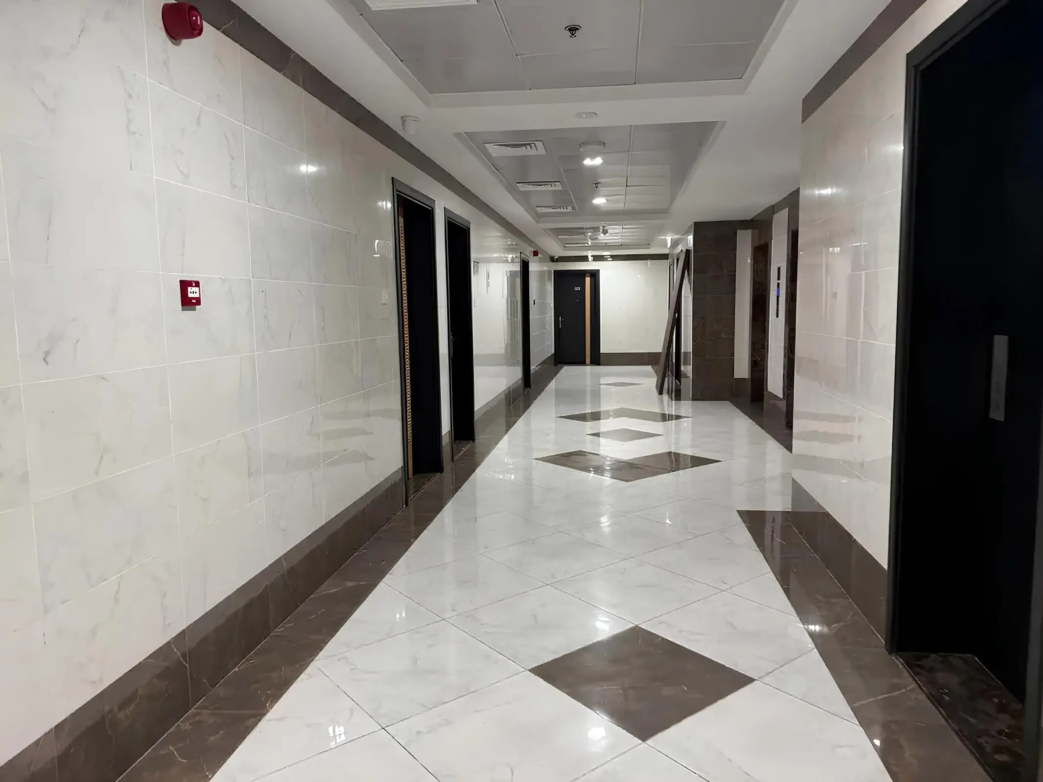 GJ PROPERTIES "Al Ghoroub Tower"